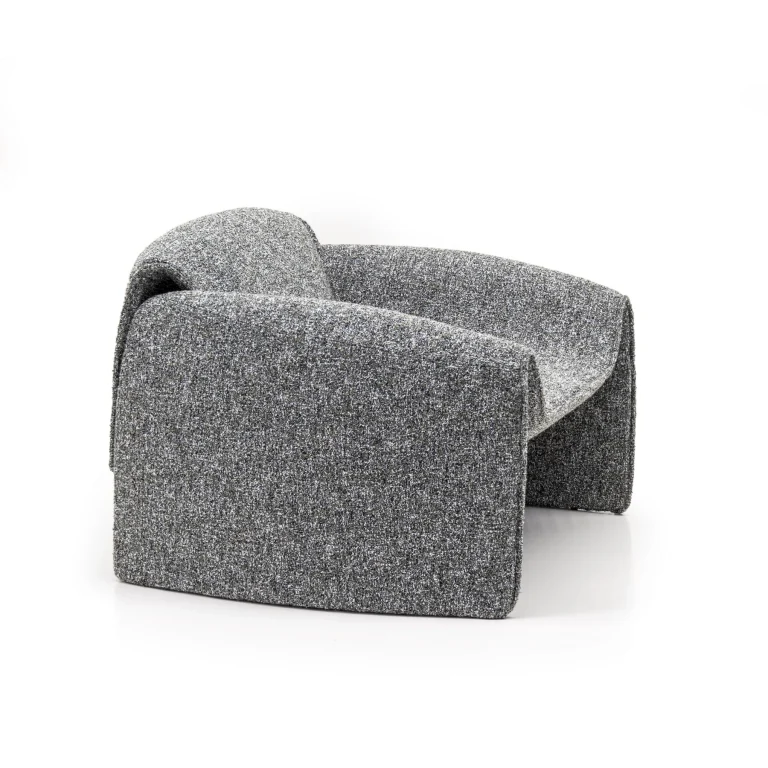 Кресло Roger AT-01.58 в ткани CERVINO-2111-8 — ракурс сбоку в три четверти